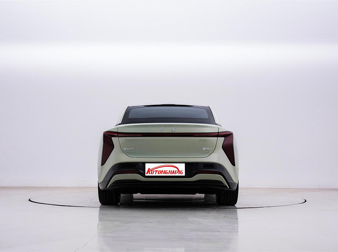 Hongqi EH7